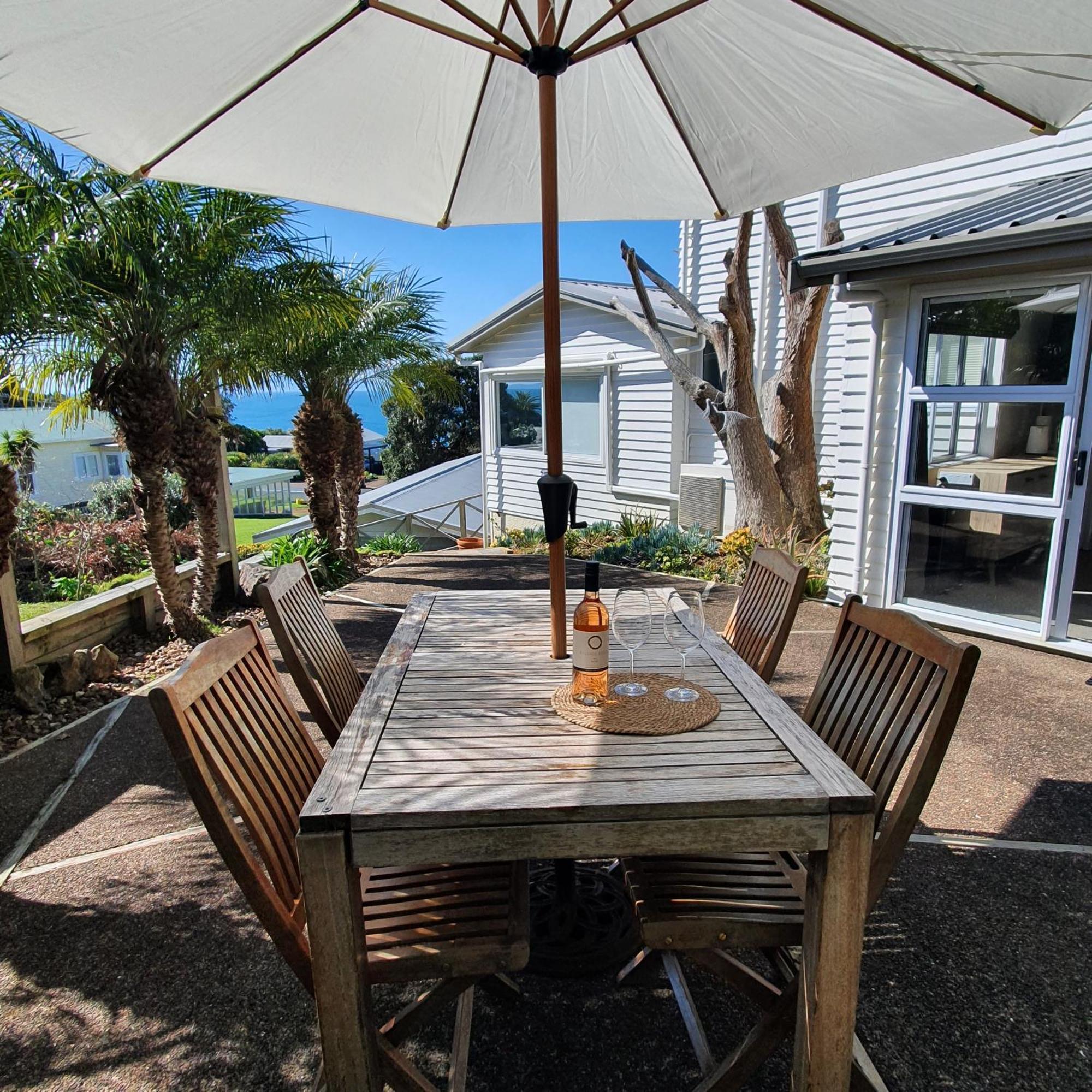 Oneroa Bay View Apartment Buitenkant foto