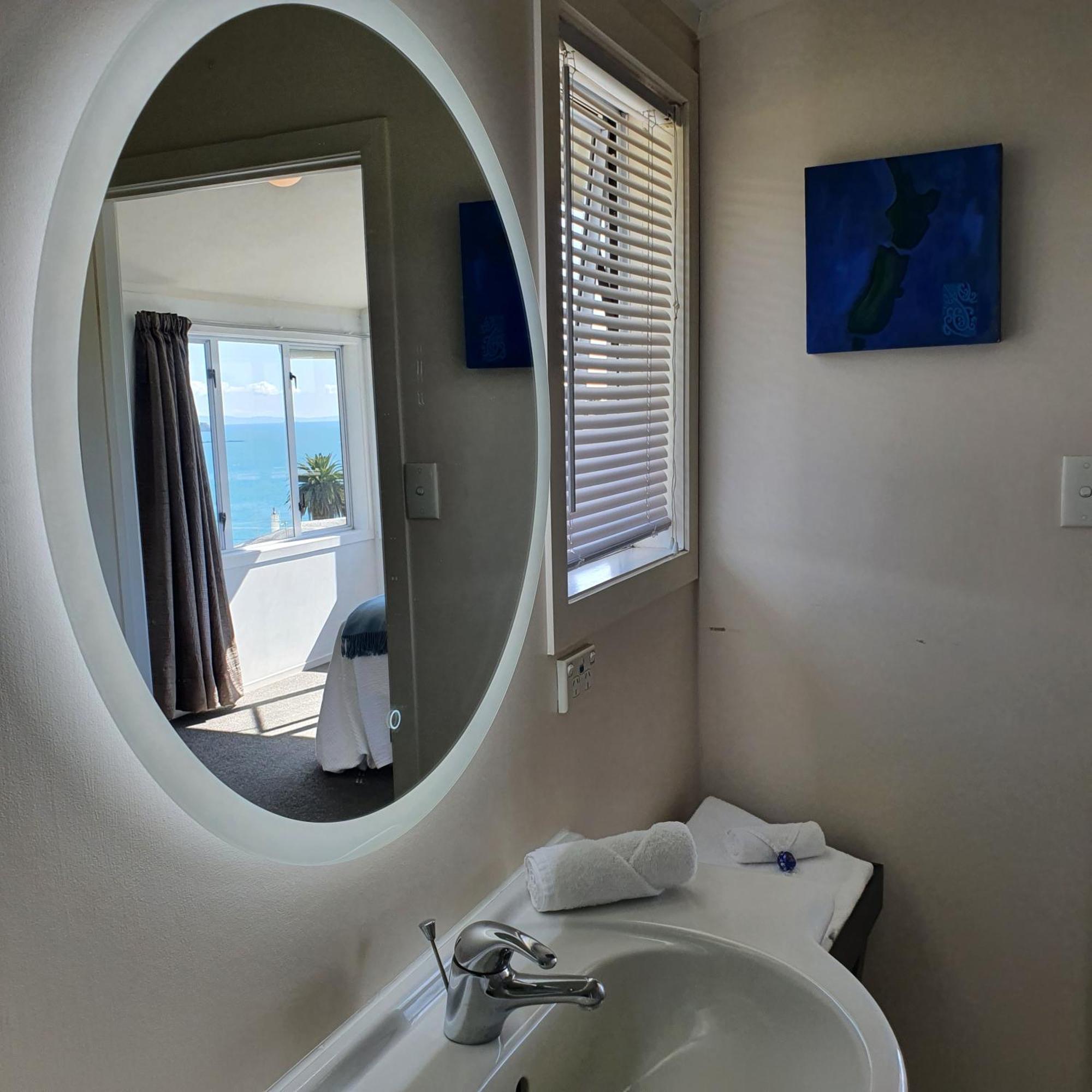 Oneroa Bay View Apartment Buitenkant foto